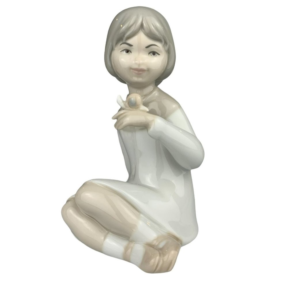 Vtg Porceval Girl Snail Porcelain Figurine Made Spain Figurine Statue 5.5" Grey